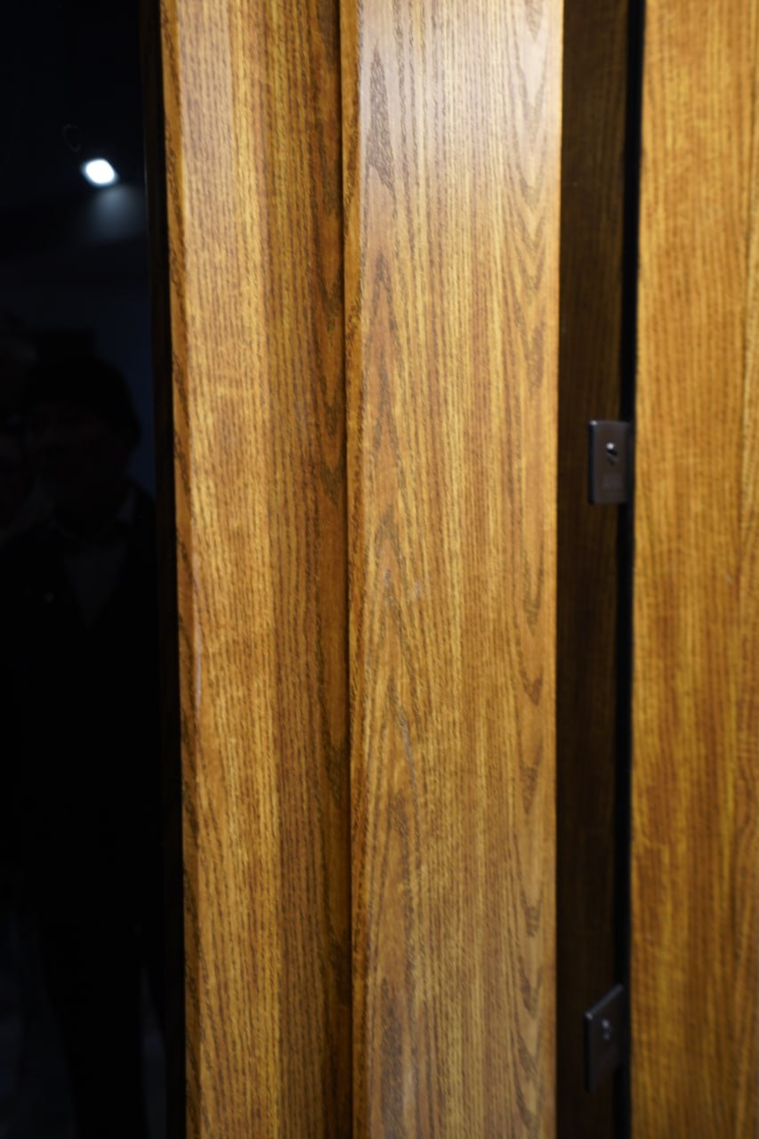 Hidden Handle Door 